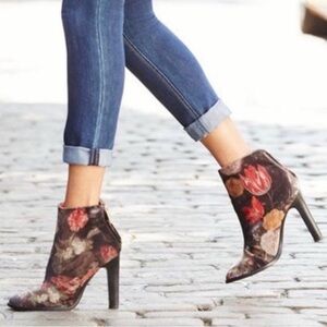 Joie Blayze Ankle Boots Velvet Dark Floral High Heel Back Zip Gray EU38/US 8